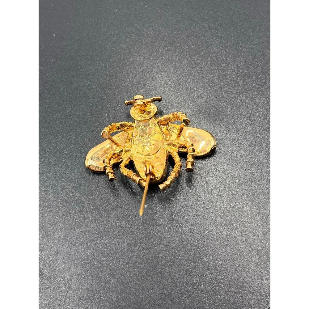 Kenneth Jay Lane KJL Signed Gold Tone Rhinestone Queen‎ Bee Blue Eyes Brooch Pin